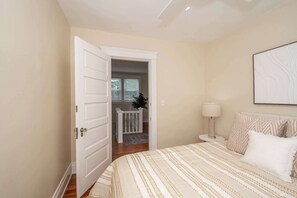 1 bedroom, individually decorated, individually furnished, free WiFi