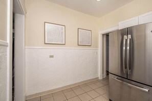House, Berbilang Katil, Kitchen | Bahagian dalam