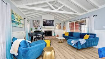 House, Multiple Beds, Fireplace, Garden View | Living area | TV, fireplace