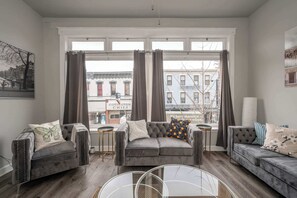 Kondominium, Beberapa Tempat Tidur, dapur | Area keluarga | TV