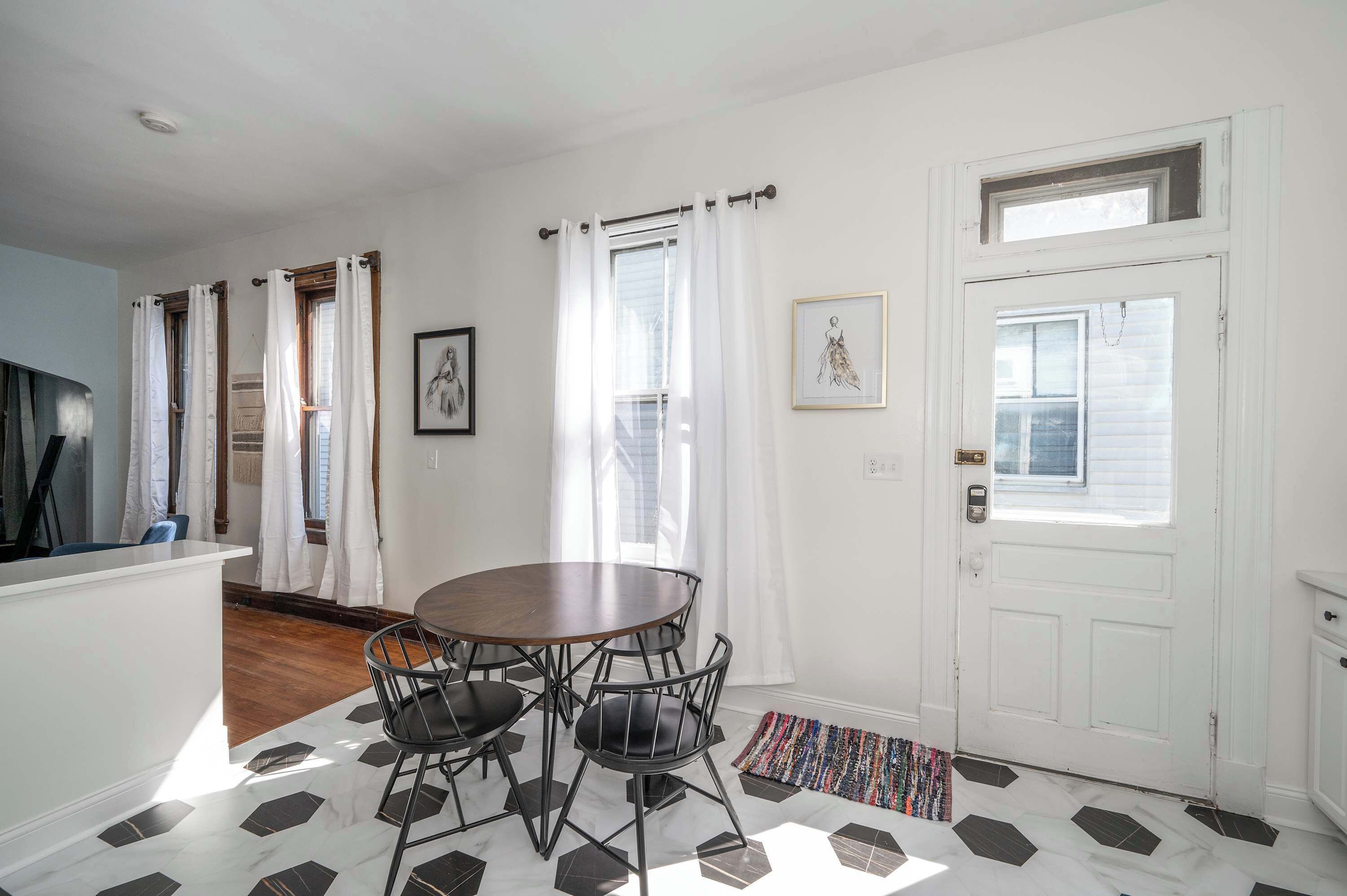 公寓客房, 多張床, 廚房, 花園景觀 | 用餐區