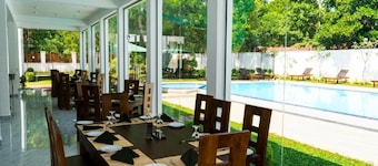 亚拉大象眼酒店