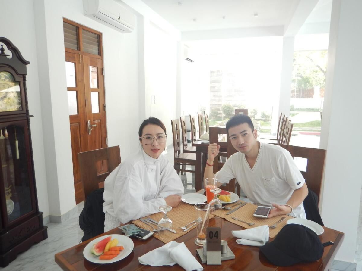 Her gün kontinental kahvaltı (kişi başı 4 USD) 