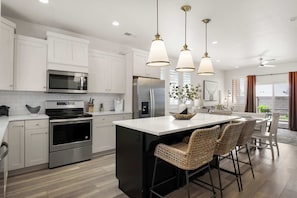 Townhome, Multiple Beds, Patio, Mountain View (The Ranch House) | Private kitchen - New The Ranch House Freedom Village (Washington)