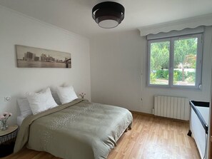 9 sovrum, resesäng, wi-fi och sängkläder
