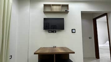 2 bedrooms