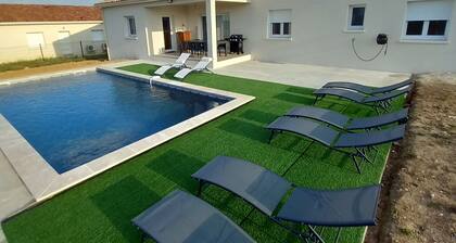 Villa with 4 bedrooms and pool