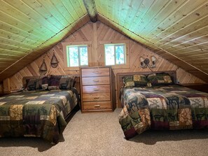 2 bedrooms, desk, free WiFi, bed sheets