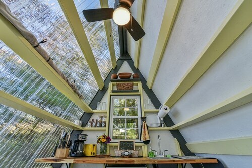 Private & Peaceful A-Frame Cabin: The Hideout