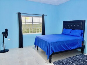 4 Schlafzimmer, Bügeleisen/Bügelbrett, kostenloses WLAN, Bettwäsche