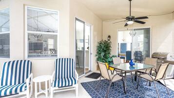 House, Multiple Beds, Hot Tub, Garden View | Outdoor dining