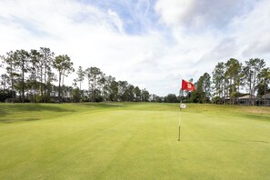 Golf - The Re-treat at Highlands Reserve (Davenport)