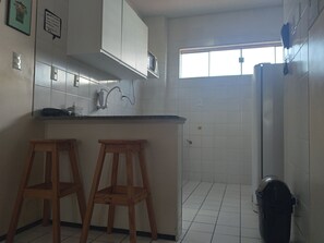 公寓 | 私人廚房 | 電冰箱、微波爐、烤箱、烤麵包機