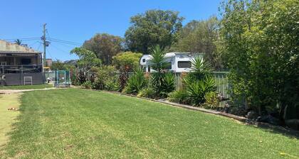 Single Room Cabin With Shower and Toilet, Separate Camp Kitchen and Laundry