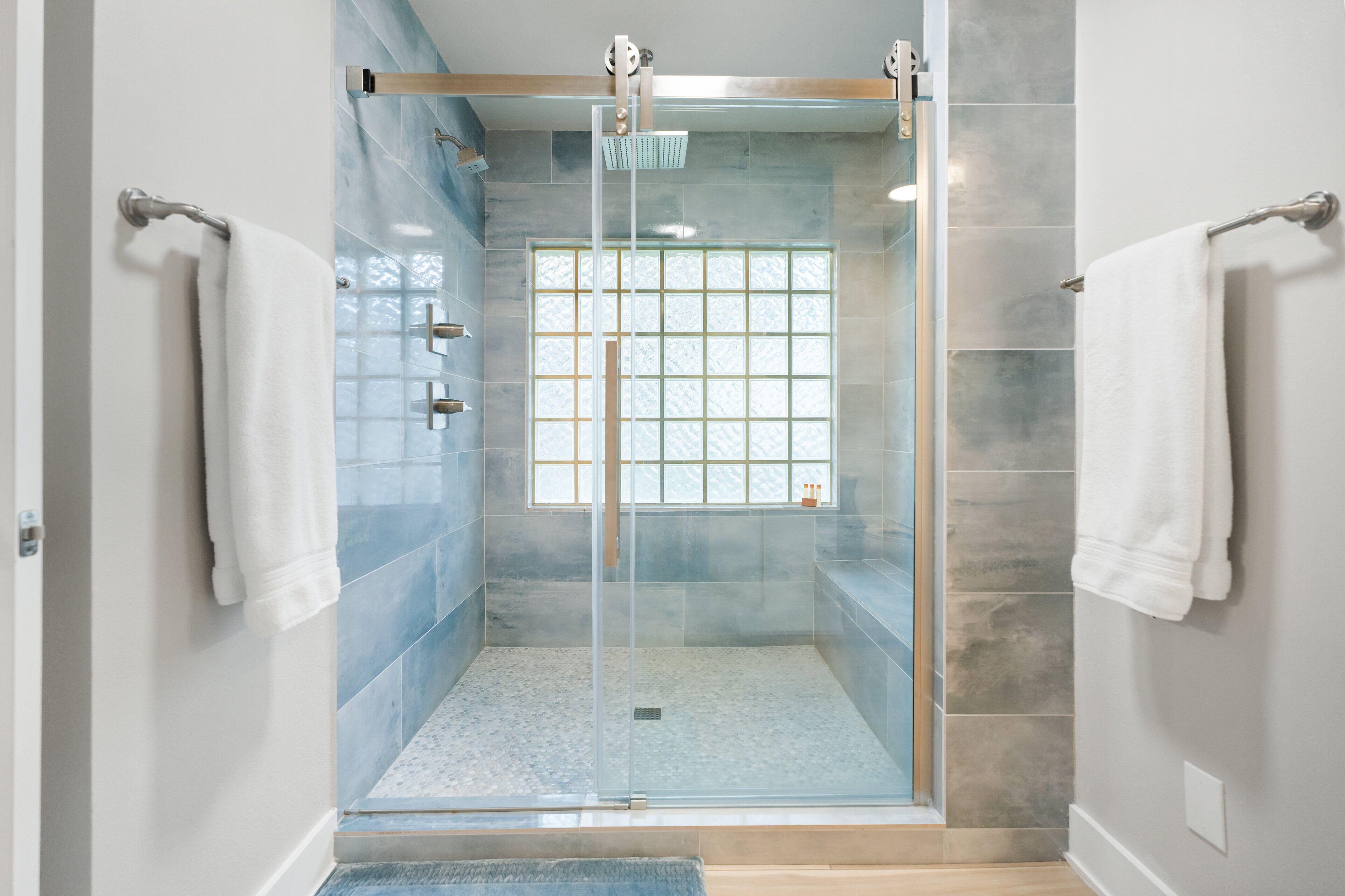 House, Multiple Beds, Hot Tub (Waterside Dream) | Bathroom | Towels, toilet paper