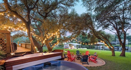 Waterside Dream - Waterfront Home on Lake LBJ
