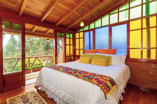 LUXURY COUNTRY HOUSE NEAR COTOPAXI, ANTISANA, PASOCHOA VOLCANOES AND HOT SPRINGS