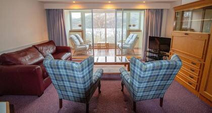 Loch Rannoch Highland Club Studio 06