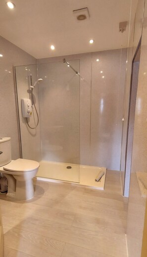 House, Smoking | 3 bedrooms