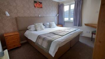 3 bedrooms