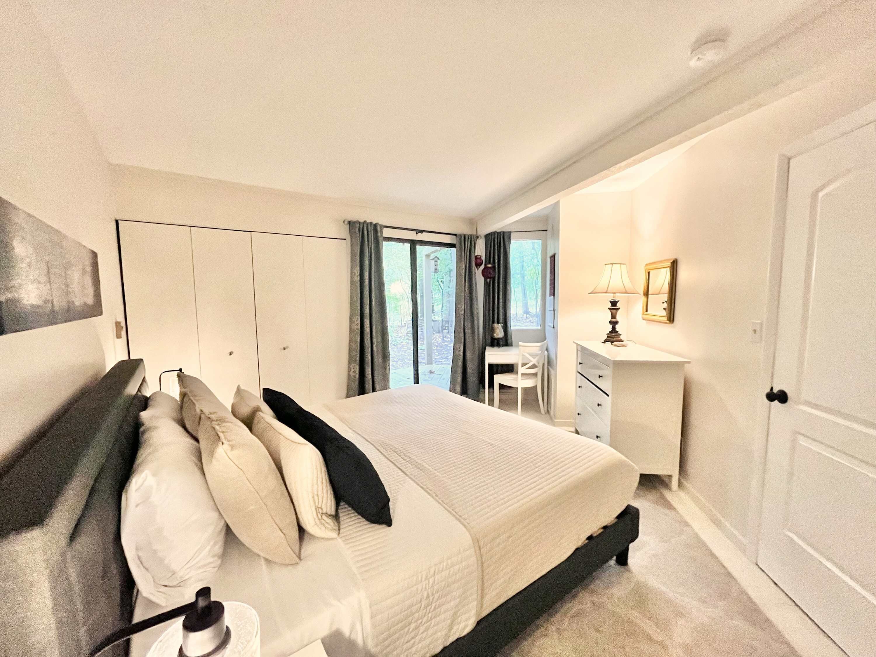 Condo, Multiple Beds, Patio, Garden View (Windmill Cottage at Abbey Springs) | 2 bedrooms, individually decorated, individually furnished, desk