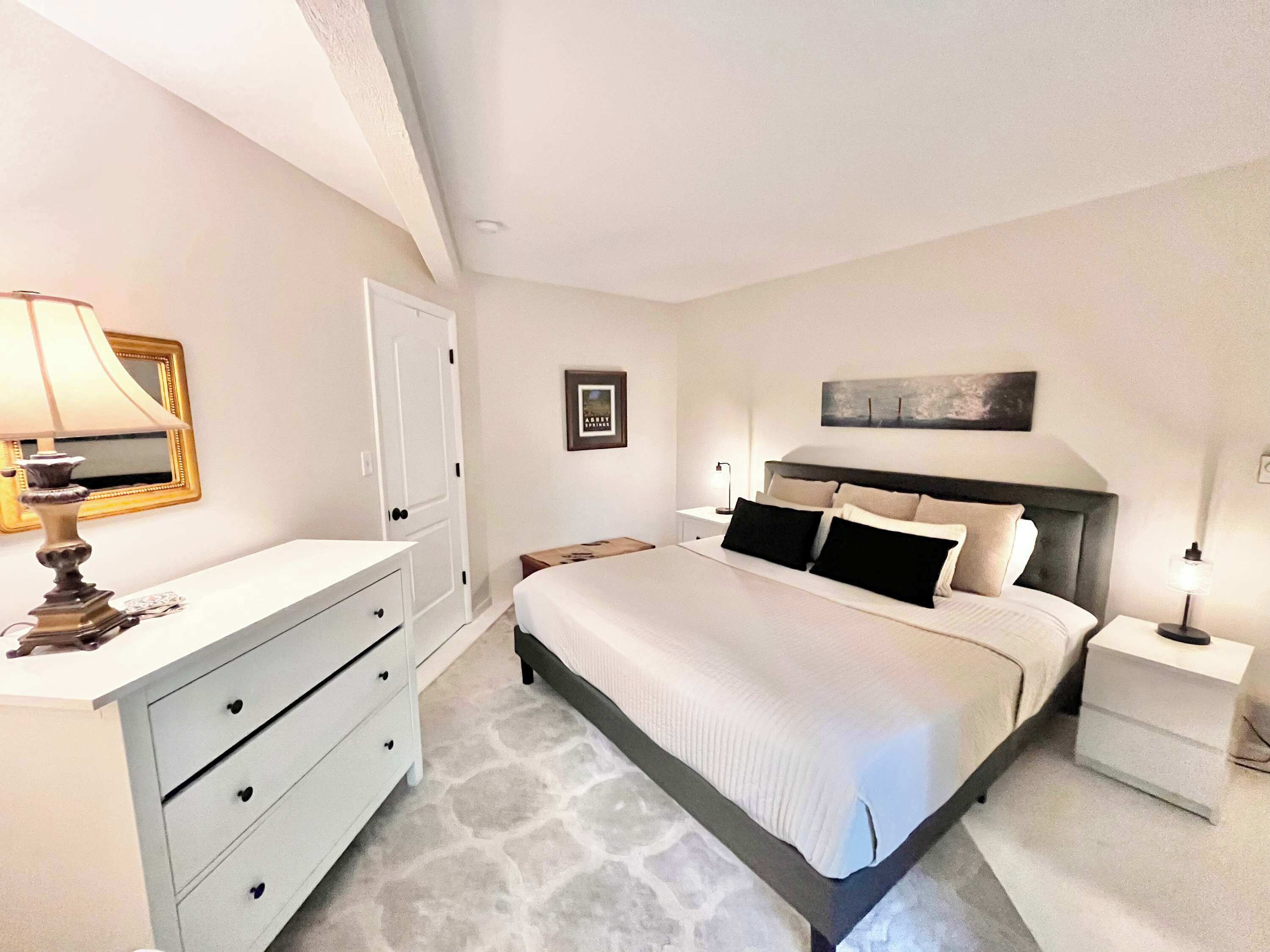 Condo, Multiple Beds, Patio, Garden View (Windmill Cottage at Abbey Springs) | 2 bedrooms, desk, laptop workspace, free WiFi