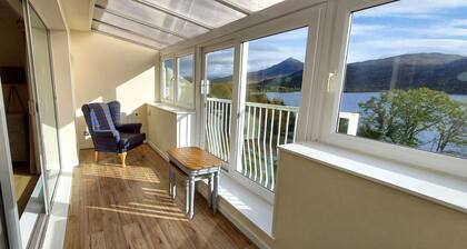 Loch Rannoch Highland Club Pine Marten Lodge 02