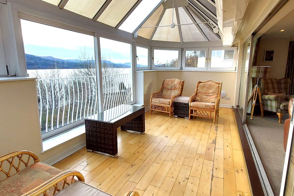 Loch Rannoch Highland Club Grouse Lodge - Tempar Burn