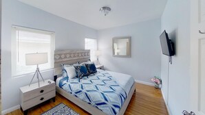 House | 1 bedroom - Updated 1-bedroom House IN Glendale With Private Patio Parking p5 (Glendale)