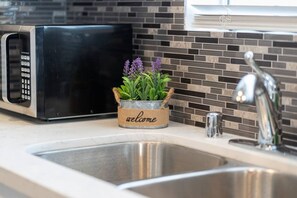 4 bedrooms - Large 4-bedroom House With AIR Hockey Table Close TO Disneyland IN Orange County p41 (Cypress)