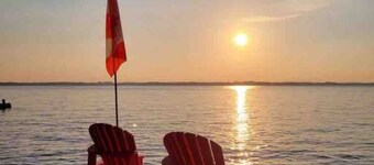 Rustic Pines Waterfront Cottage Clear Water