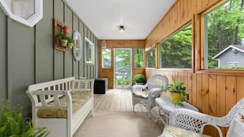 2 bedrooms