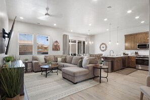 House, Multiple Beds, Hot Tub, Mountain View | Living area | TV - Adventure Awaits in Ocotillo (Santa Clara)