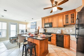 2 bedrooms - Seascape 1108 in Galveston (Galveston)