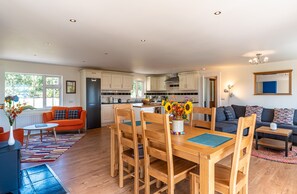 4 bedrooms
