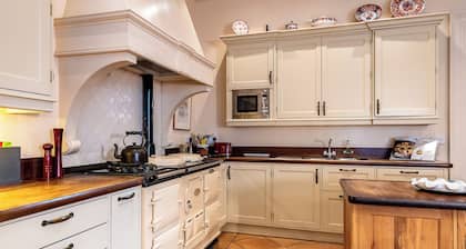 Luxury Country Mansion in West Cork