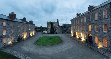4 bed Historically Significant House Sleeping 8