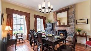 House - 8 Bedroomed House Steeped in History (Ennis)