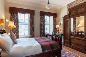 單棟房屋 | 8 間睡房