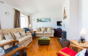 House | 5 bedrooms - Family Beach House Located Within a Short Stroll of Waterville (Waterville)