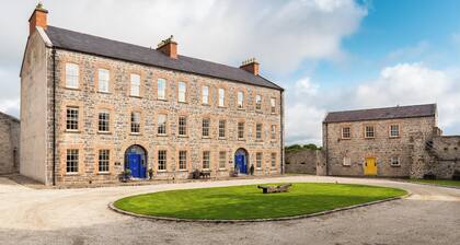 Beautifully Restored Soldier s Barracks to Sleep 10 People