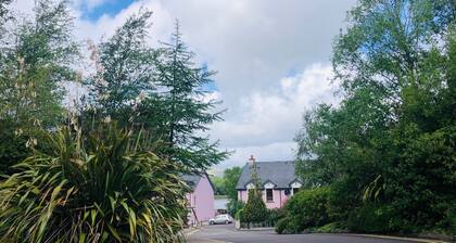 3 Bedroomed Home Just 15 Mins Walk From Kenmare Town