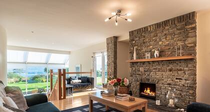 A Split-level Spacious Home With sea Mountain Views