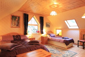 House | 3 bedrooms - 3 bed Seaview Cottage (Dawros)