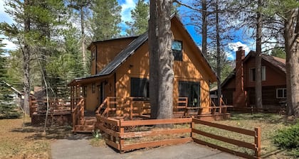 Christmas Valley Chalet Tahoe Adventure Awaits!