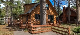 Christmas Valley Chalet Tahoe Adventure Awaits!