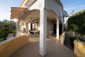 하우스, 흡연 | 2 개의 침실