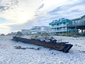 Exterior - Coastal Cottage Retreat | NEAR BEACH! | 3bd 2ba | NO GS TAX! | 2 Pools (Gulf Shores)