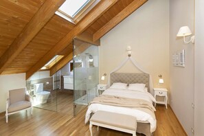 3 عدّة غرف نوم وواي فاي مجانًا وملاءات أسرّة