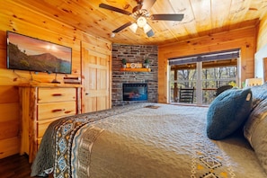 2 Schlafzimmer, Schreibtisch, Bügeleisen/Bügelbrett, kostenloses WLAN